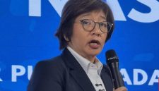 Wakil Kepala BGN Agustina Arumsari mengungkap temuan SPPG yang memiliki dua rekening virtual saat konferensi pers di Jakarta.(Foto : CNN Indonesia/ Dela Naufalia)