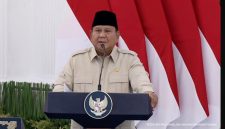 Presiden Prabowo Subianto memaparkan percepatan implementasi ekspor satu pintu SDA lewat PT Danantara Sumberdaya Indonesia (DSI) dalam Sidang Kabinet Paripurna, Jakarta, Senin (20/7/2026).(Foto: dok. YouTube Setpres)