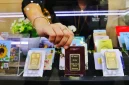 Harga emas Pegadaian dari Galeri24, Antam, dan UBS kompak naik pada Senin, 17 Agustus 2026.(Foto : Liputan6.com/Angga Yuniar)