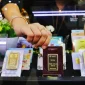 Harga emas Pegadaian dari Galeri24, Antam, dan UBS kompak naik pada Senin, 17 Agustus 2026.(Foto : Liputan6.com/Angga Yuniar)
