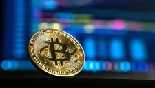HMRC meningkatkan pengawasan pajak terhadap investor kripto di Inggris.(Foto: Unsplash/Andre Francois M.)