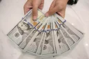 Rupiah melemah terhadap dolar AS pada perdagangan Senin, 31 Agustus 2026.(Foto : ANTARA FOTO/Muhammad Iqbal)