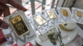 Harga buyback emas Antam turun Rp36.000 menjadi Rp2,51 juta per gram.(Foto : JIBI/Bisnis/Fanny Kusumawardhani)
