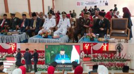 Wali Kota Sungai Penuh Alfin mengikuti Upacara Detik-Detik Proklamasi secara virtual.