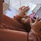 Pembayaran pajak kendaraan tahunan kini dapat dilakukan secara online melalui aplikasi Signal tanpa harus mengantre di kantor Samsat.(Foto : ANTARA FOTO/SENO)