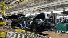 Ilustrasi mobil listrik yang mendukung pengembangan industri otomotif dan peningkatan TKDN di Indonesia.(Foto : KOMPAS.com/Gilang)