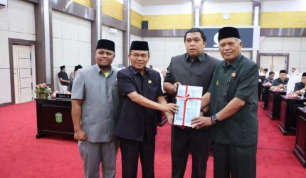 Rapat Paripurna DPRD Kota Sungai Penuh bahas perubahan KUA dan PPAS 2026.