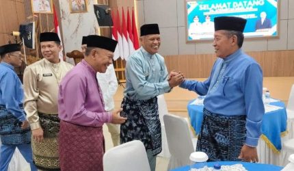 Azhar Hamzah menghadiri rapat paripurna HUT Tanjab Barat