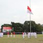 Wali Kota Sungai Penuh bersama jajaran Forkopimda mengikuti Upacara Penurunan Bendera Merah Putih HUT ke-81 RI di Lapangan Merdeka.