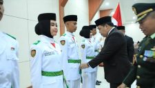 Ketua DPRD Kota Sungai Penuh Hutri Randa menghadiri pengukuhan Paskibraka Kota Sungai Penuh Tahun 2026 di Gedung Nasional, Sabtu (15/8/2026).