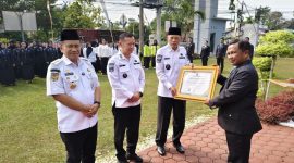 Wawako Azhar Hamzah menerima penghargaan IRH 2026.