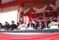 DPRD Sungai Penuh menghadiri upacara penurunan bendera HUT ke-81 RI.