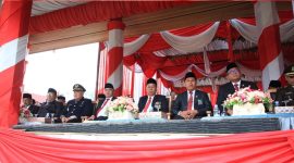 DPRD Sungai Penuh menghadiri upacara penurunan bendera HUT ke-81 RI.