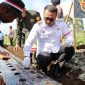Wako Alfin saat mengikuti penanaman bawang putih serentak di Kayu Aro.
