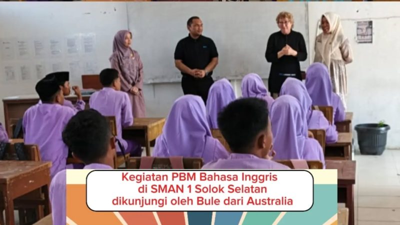 Siswa SMAN 1 Solok Selatan berinteraksi dengan Brita Deborah Mathew dalam pembelajaran bahasa Inggris. ( Foto Doc Smansa 1 Solok Selatan)