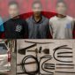 Terduga pelaku pencurian kabel jaringan Telkom yang diamankan polisi.