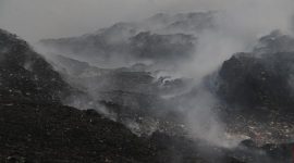 Kabut asap akibat kebakaran hutan dapat meningkatkan risiko gangguan pernapasan dan ISPA.(Foto : CNN Indonesia/Adhi Wicaksono)