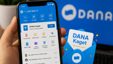 Ilustrasi pengguna mengakses fitur DANA Kaget melalui aplikasi DANA.