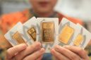 Harga emas Antam naik Rp20.000 menjadi Rp2,71 juta per gram pada Selasa (11/8/2026).(Foto: ANTARA FOTO/Reno Esnir)