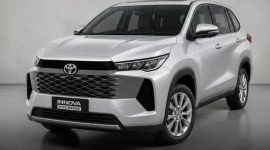 Toyota Innova Hycross facelift diperkirakan membawa desain eksterior baru yang lebih agresif.(Foto: Autocar India/Detik.com)