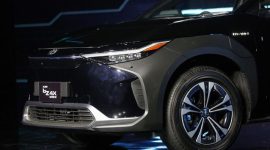 Toyota bZ4X menjadi salah satu mobil listrik yang mendapat subsidi hingga 1,3 juta yen di Tokyo.(Foto: Agung Pambudhy/Detik.com)