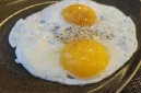 Telur bukan penyebab langsung bisul. Infeksi bakteri dan kebersihan kulit menjadi faktor yang lebih berkaitan.(Foto: Aditya Eka Prawira/Liputan6.com)