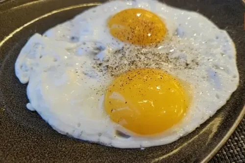 Telur bukan penyebab langsung bisul. Infeksi bakteri dan kebersihan kulit menjadi faktor yang lebih berkaitan.(Foto: Aditya Eka Prawira/Liputan6.com)
