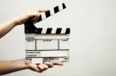 Hengdian World Studio menghadirkan pengalaman bagi wisatawan untuk membuat dan membintangi drama pendek sendiri.(Foto : Ilustrasi Papan Slate Film (Pixabay)  