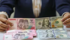 Nilai tukar rupiah menguat 8 poin ke level Rp17.632 per dolar AS pada perdagangan Selasa (8/9/2026).(Foto : Bisnis/Himawan L. Nugraha)