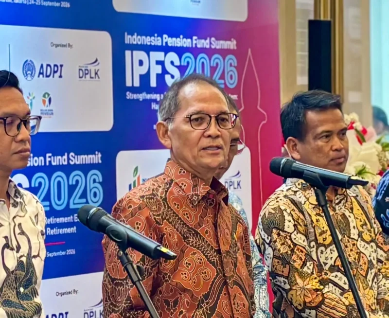 Kepala Eksekutif Pengawas Perasuransian, Penjaminan, dan Dana Pensiun (PPDP) OJK Ogi Prastomiyono. Foto: Investortrust/Bagus Kasanjanu.