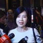 Sekretaris Dewan Pembina Partai Solidaritas Indonesia (PSI) Grace Natalie memberi keterangan ke wartawan usai menonton film di Jakarta, Minggu (27/9/2026) malam. (Sumber: Kompas TV)