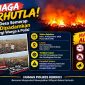Petugas Polres Kerinci bersama warga memadamkan karhutla di Desa Semerap.