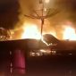 Rumah warga Kampung Dalam terbakar, kerugian Rp200 juta. ( Foto tangkapan layar)