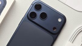 Ilustrasi iPhone 17 dan bocoran iPhone 18 yang akan diperkenalkan Apple dalam Apple Event September 2026.(Foto : KOMPAS.com/Caroline Saskia Tanoto)