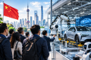 Investor dan pelaku bisnis mengunjungi fasilitas teknologi di China untuk melihat perkembangan industri secara langsung.(Foto : AI Generated Image (ChatGPT)