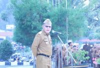Dianda Putra memimpin apel Senin ASN di lingkungan Pemerintah Kota Sungai Penuh, Senin (21/9/2026).