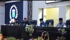 Wali Kota Alfin menyampaikan pengantar Ranperda Perubahan APBD 2026.