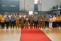 Sekda Alpian bersama siswa SMAN 1 Sungai Penuh, Selasa (15/9/2026).
