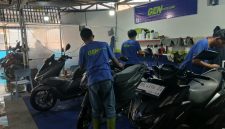 GEN Autocare melayani pencucian motor menggunakan sumber mata air dan peralatan modern di Sungai Penuh.