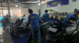 GEN Autocare melayani pencucian motor menggunakan sumber mata air dan peralatan modern di Sungai Penuh.