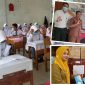Pembagian  masker kepada siswa SMAN 1 Solsel.