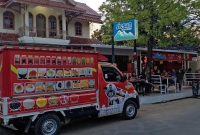 Tati Purwanti mengembangkan usaha Bubur Cirebon di Taiwan setelah sebelumnya bekerja sebagai PMI.(Foto: dok Istimewa/cnbcindonesia)
