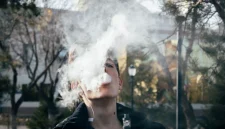 BNN baru-baru ini menemukan kandungan narkotika dalam liquid vape (rokok elektronik). (Foto: pexels)

