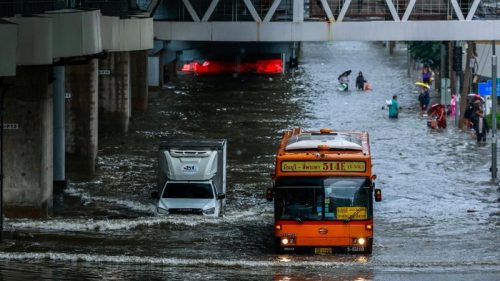 Banjir di Bangkok (Foto: REUTERS/Patipat Janthong)