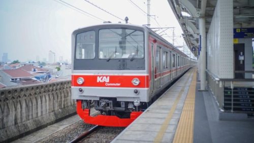 Foto ilustrasi kereta rel listrik (KRL) (dok. KCI)