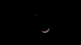 Bulan Sabit dan Venus Bersanding di Langit Indonesia, Bikin Takjub Foto: x.com