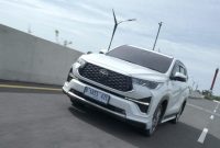 Daftar mobil hybrid terlaris di Indonesia sepanjang Januari-Agustus 2026 dengan Toyota Innova Zenix Hybrid sebagai model terlaris.(Foto: Muhammad Hafizh Gemilang/detik.com)