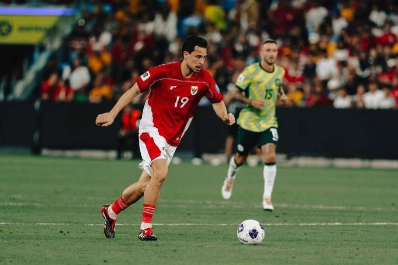 Thom Haye saat Bermain untuk Timnas Indonesia (Foto: httpswww.instagram.