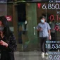 IHSG melemah pada perdagangan Rabu (28/10/2026), sementara saham BBCA dan ANTM menguat.(Foto : Liputan6.com/Angga Yuniar)