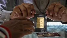 Harga emas batangan Antam stagnan pada Minggu (11/10/2026) di level Rp2.592.000 per gram. (Foto : Liputan6.com/Angga Yuniar)